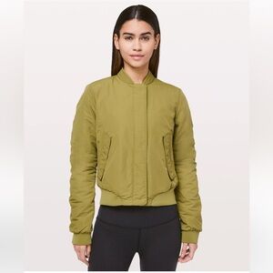 Lululemon Women’s “Warm Both Ways” Bomber, size 10